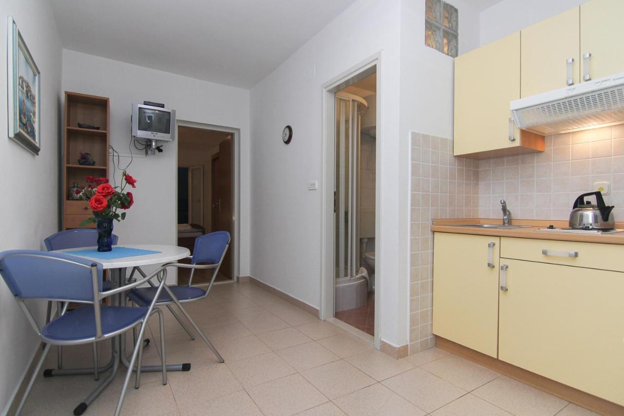 Apartments Villa Alex Подаца Екстер'єр фото