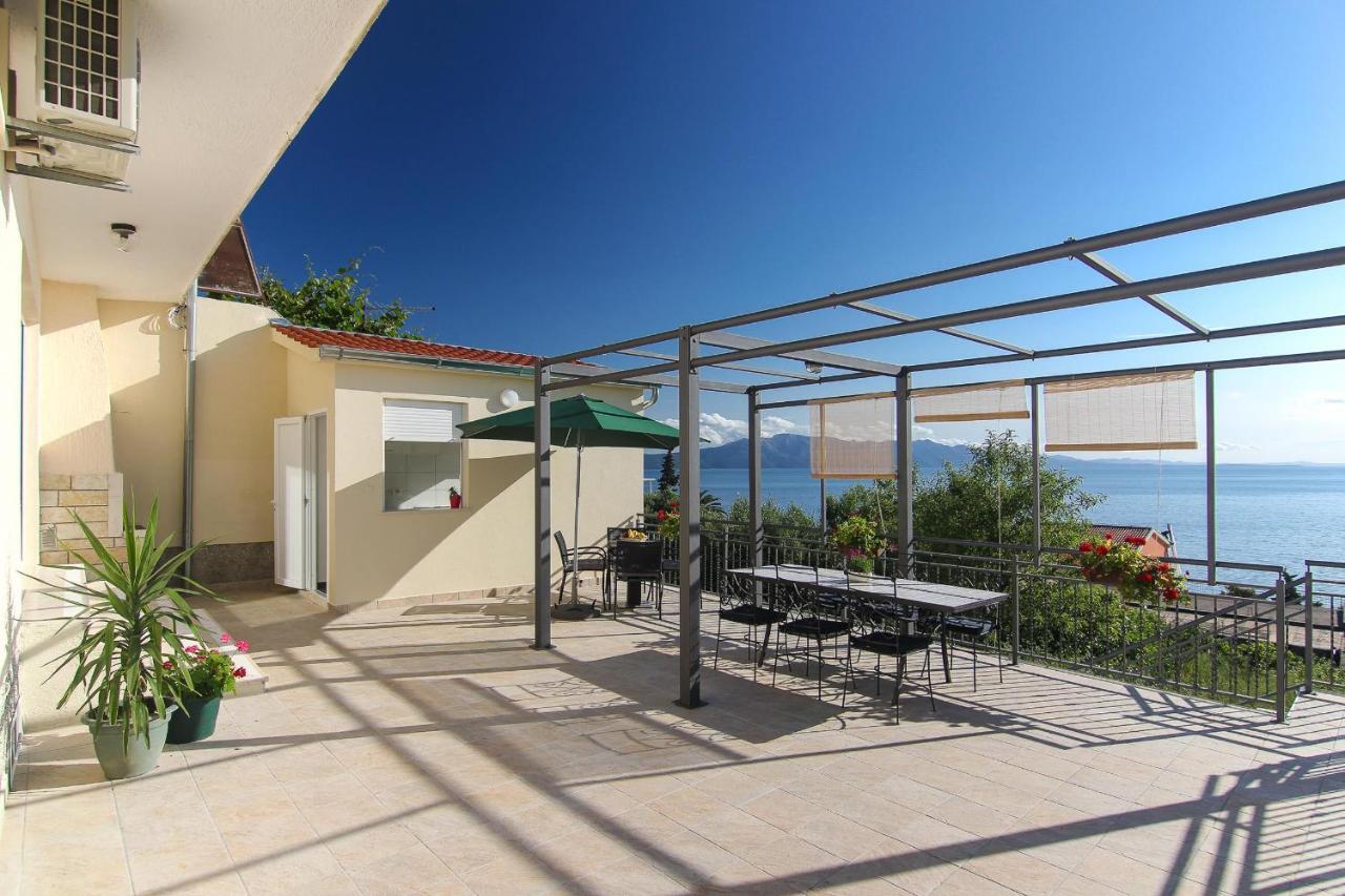 Apartments Villa Alex Подаца Екстер'єр фото