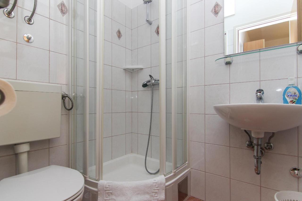 Apartments Villa Alex Подаца Екстер'єр фото