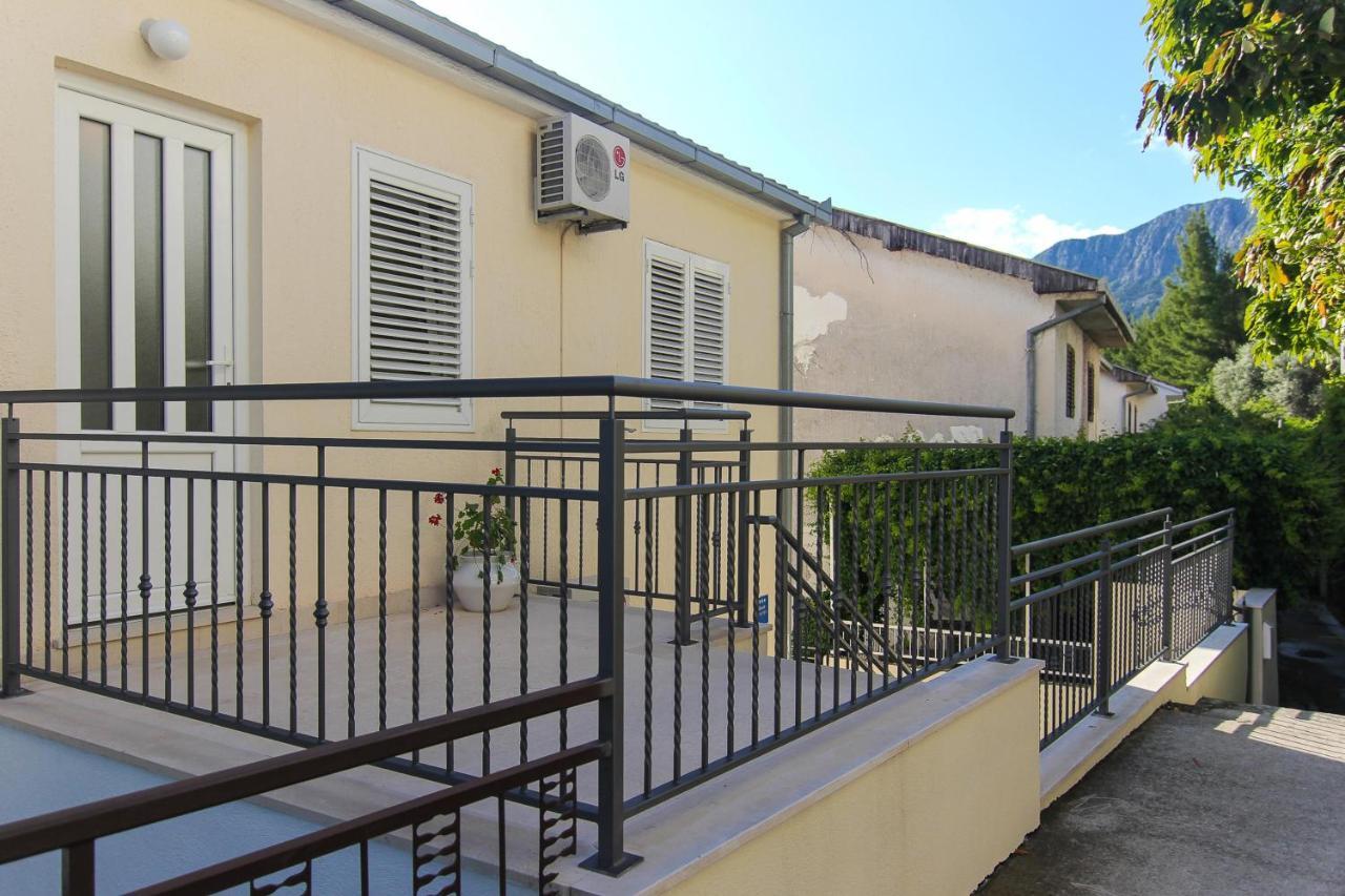 Apartments Villa Alex Подаца Екстер'єр фото
