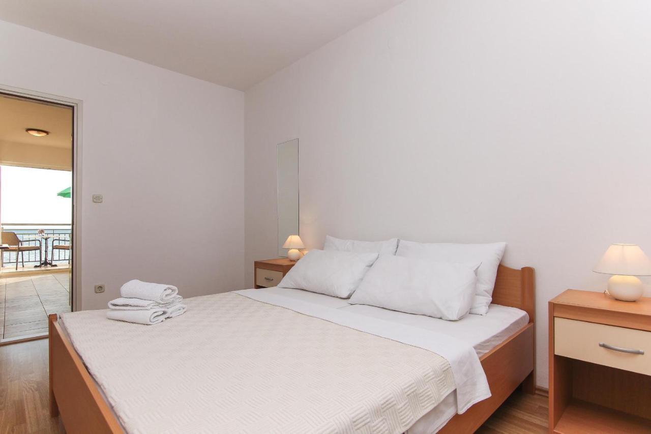 Apartments Villa Alex Подаца Екстер'єр фото